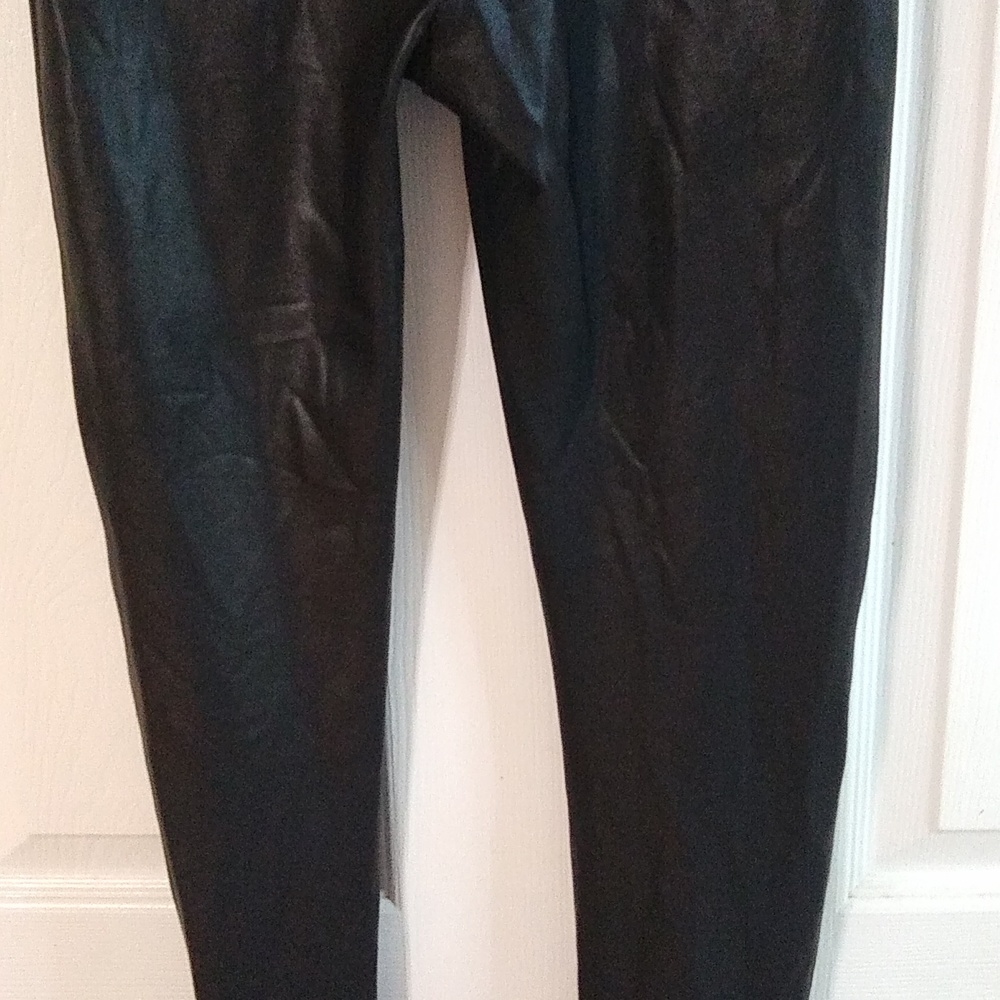SPANX Faux leather leggings size Large - Picture 7 of 9